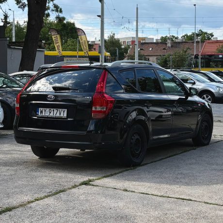 Kia C’eed Polift