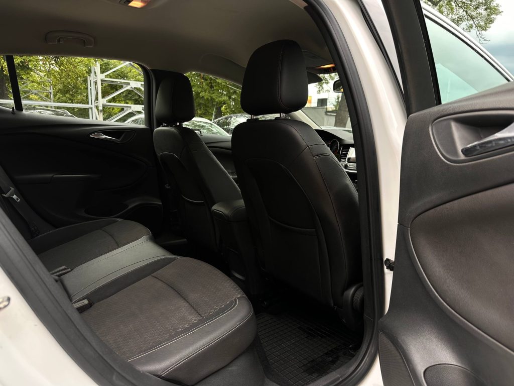 Opel Astra K