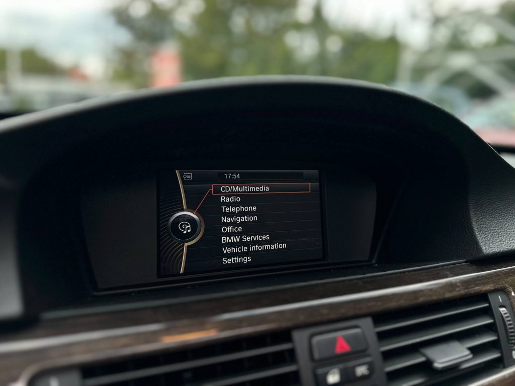 BMW 320i E91 LCI FaceLift