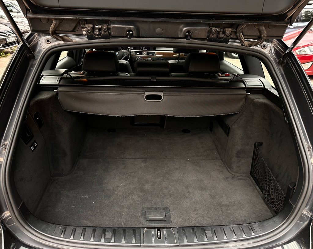 BMW 320i E91 LCI FaceLift