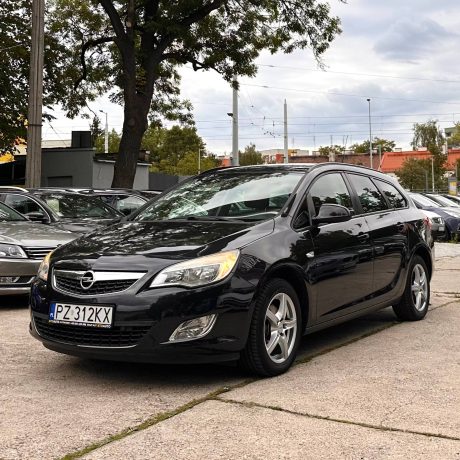 Opel Astra J SportsTourer