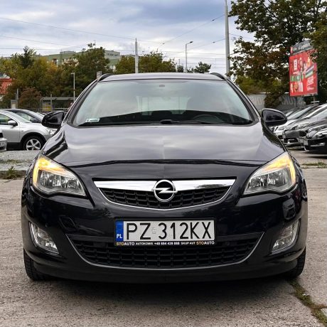 Opel Astra J SportsTourer