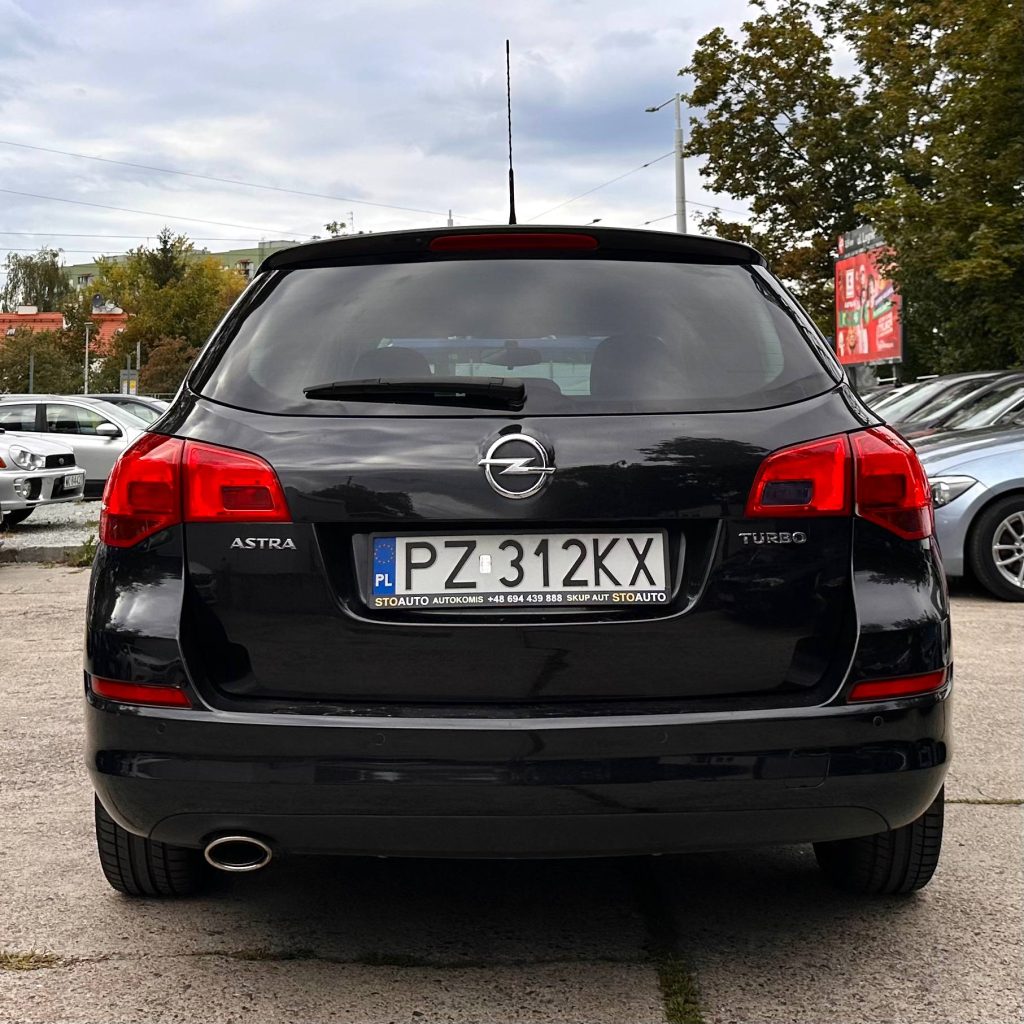 Opel Astra J SportsTourer