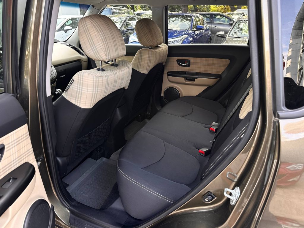 KIA Soul Salon PL