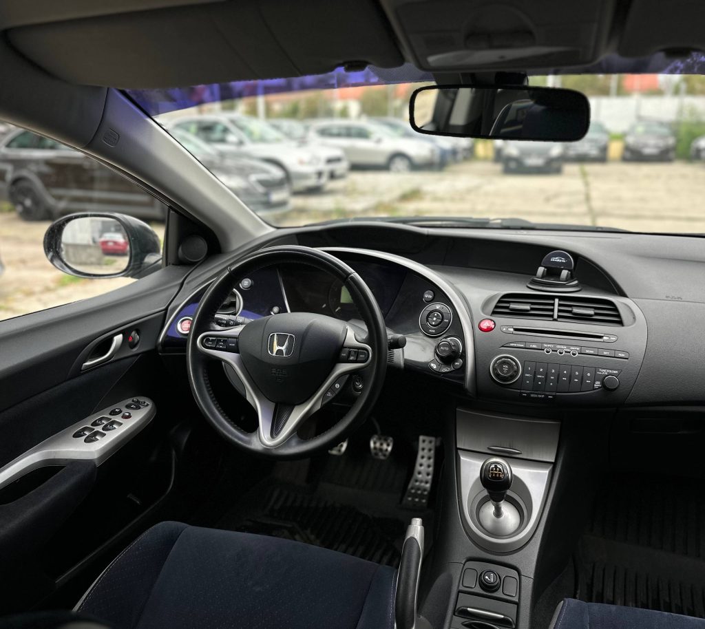 Honda Civic UFO 5DR